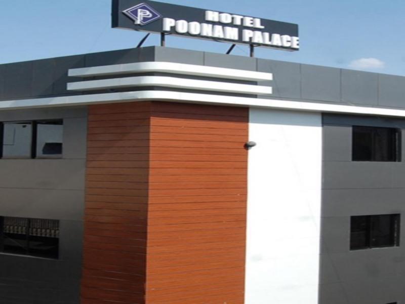 Hotel Poonam Palace Ujjain Eksteriør billede